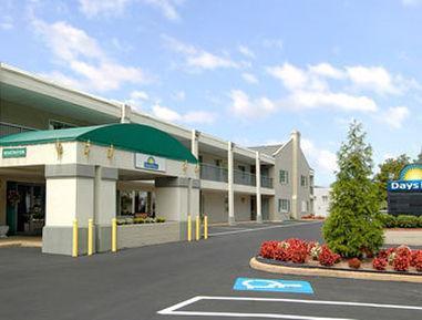 Days Inn Williamsburg Colonial Area Exterior foto